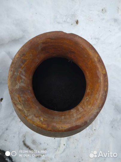 Глиняный кувшин