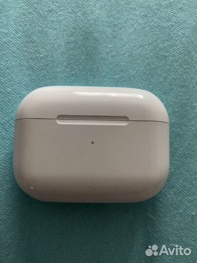 AirPods Pro (кейс оригинал)без наушников