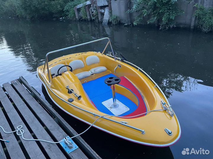 Катер Gulf Stream, двс Johnson 115, водомёт