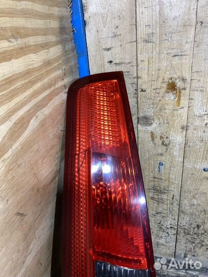 Фонарь задний левый Ford Fiesta 5 Арт. 110928