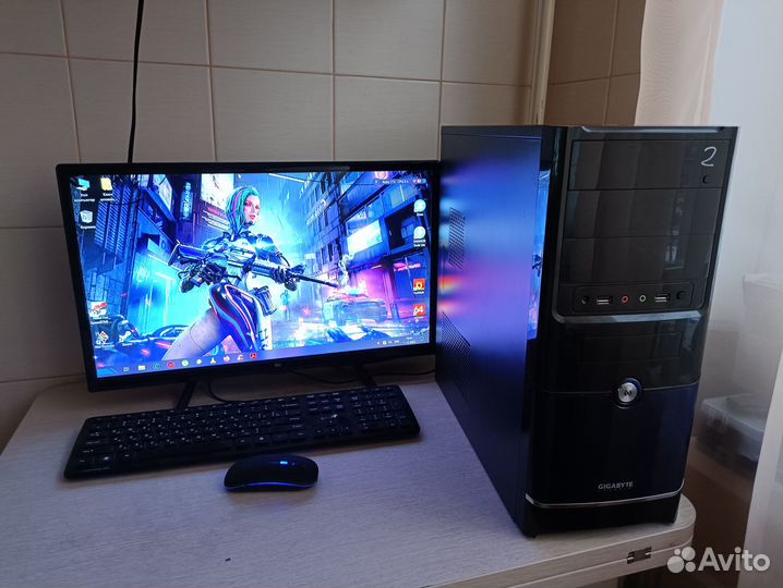 Хороший Домашний Компьютер для Школьника с Моником