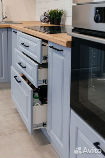 Угловая кухня «A» + духовка в подарок