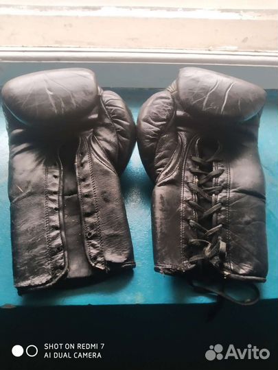 Боксерские перчатки twins