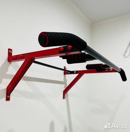 Турник настенный 1050см