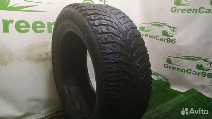Bridgestone Blizzak Spike-01 215/60 R16