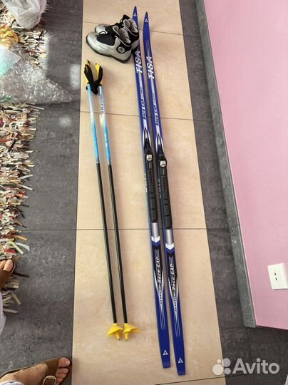 Комплект беговых лыж tisa Race Cap Classic