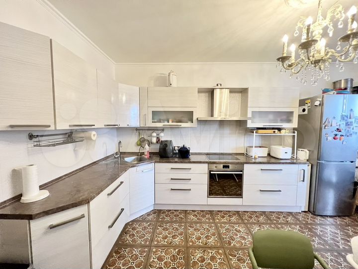 3-к. квартира, 100,3 м², 19/26 эт.