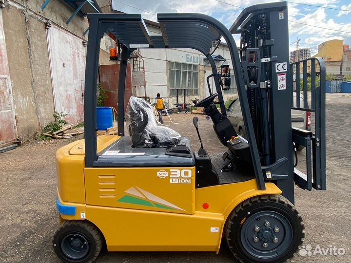 Вилочный погрузчик CHL CPD30, 2023