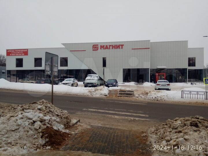 Торговая площадь, 366 м²