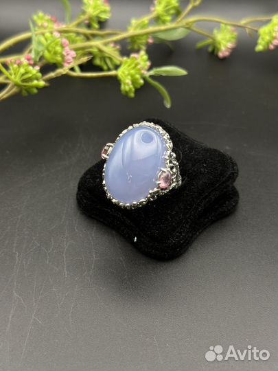 Серебряное кольцо с халцедоном