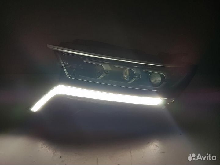 Фара левая KIA sorento 4 MQ4