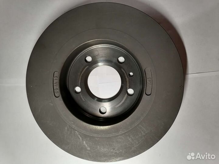 Задние тормозные диски 13502869 на опель астра j