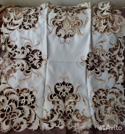 Скатерть на круглый стол