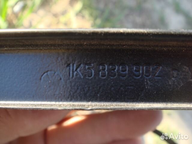 Фольцваген Джетта Накладка двери зад право 11-нв