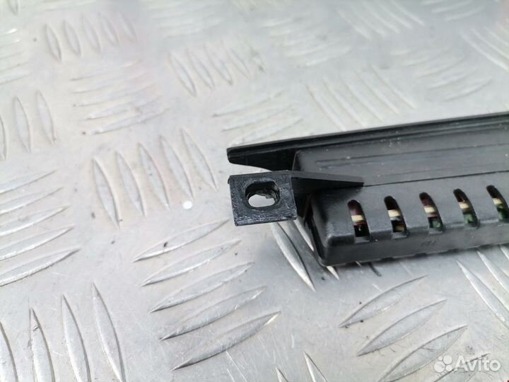 Стоп-сигнал Volkswagen Golf 4 2001 1121559