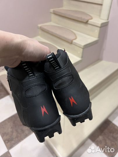 Лыжные ботинки детские 34 размер