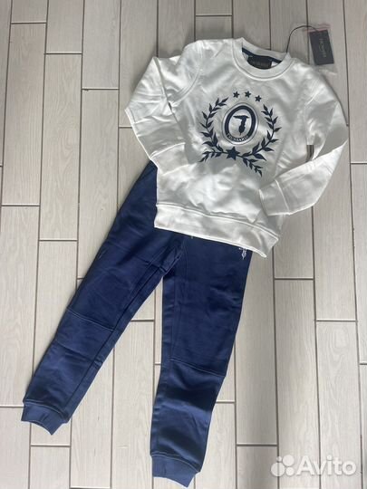 Trussardi костюм