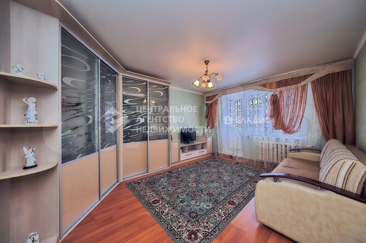 2-к. квартира, 72,2 м², 3/10 эт.