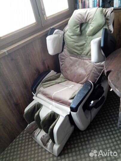 Перетяжка массажных кресел