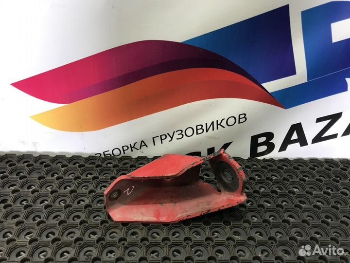 Опора переднего амортизатора правая