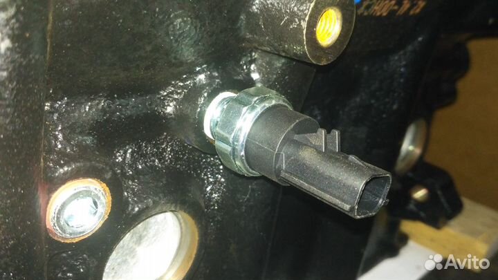 Датчик давления масла Крайслер 5149098AA