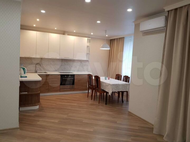 2-к. квартира, 55 м², 3/10 эт.