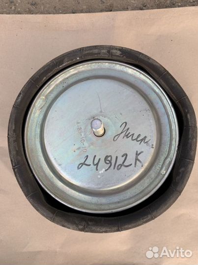 Пневмоподушка со стаканом/SAF