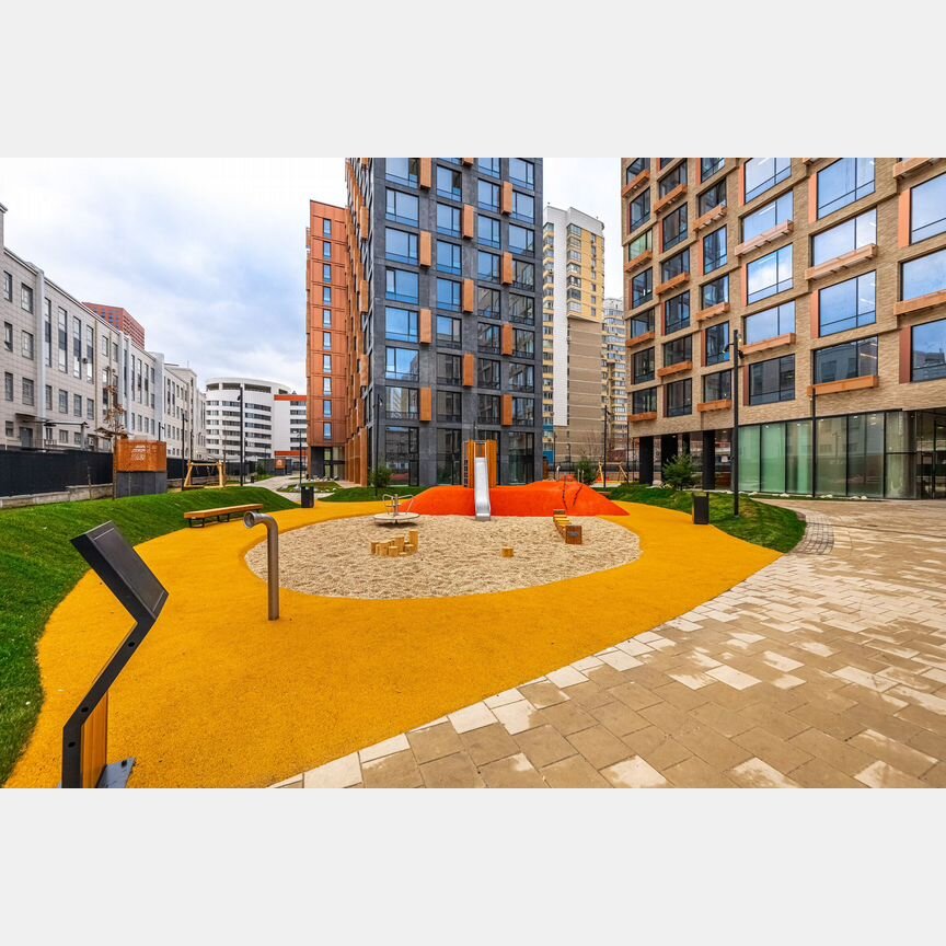 3-к. квартира, 95,3 м², 1/8 эт.