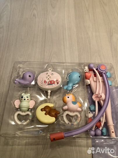 Мобиль на кроватку новый