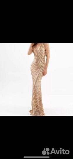Вечернее платье