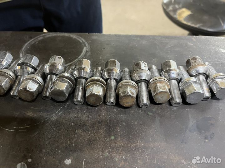 Болты колесные с экцентриком жигулевские