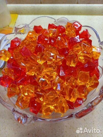 Декоративные шары,камушки,фонарик