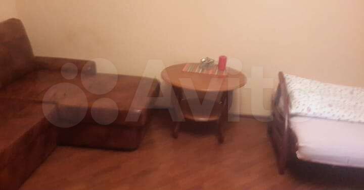 2-к. квартира, 64 м², 1/3 эт.