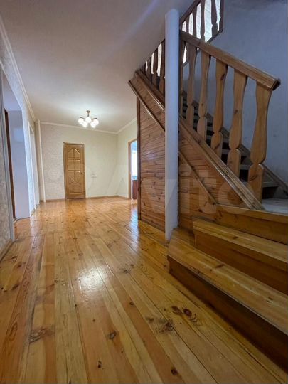 Дом 183,8 м² на участке 6,9 сот.