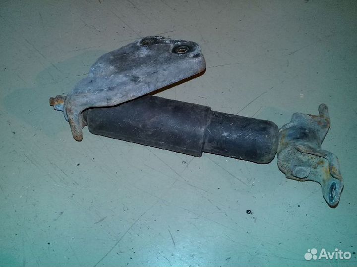 Опора двигателя (подушка двс) передняя 12307-20020