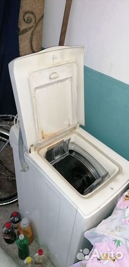 Стиральная машина с вертикальной загрузкой