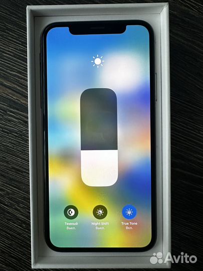 iPhone X, 256 ГБ