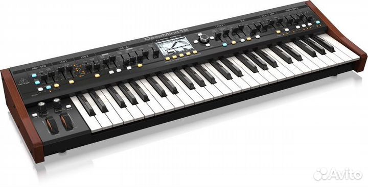 Behringer DeepMind 12