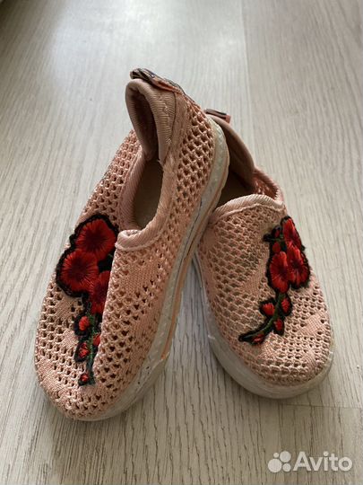 Обувь для девочки