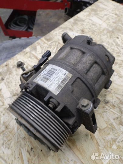 Двигатель Renault Master 3 2.3DCI в разбор