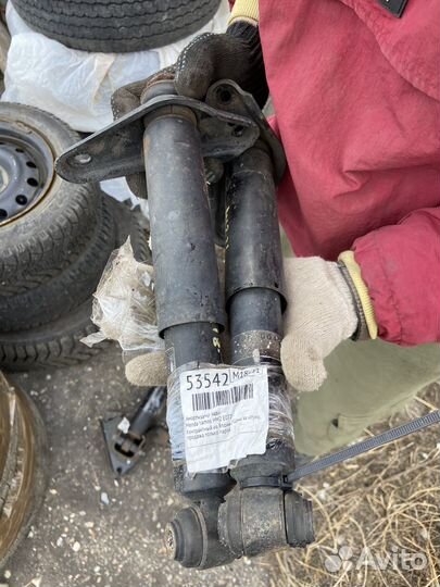 Амортизатор задний пара Honda Vamos HM2