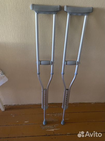 Костыли подмышечные регулируемые