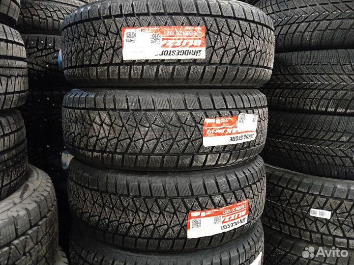 Bridgestone Blizzak DM-V2 235/55 R20 102T