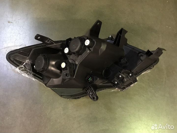 Фара головного света левая GW Hover H3 NEW