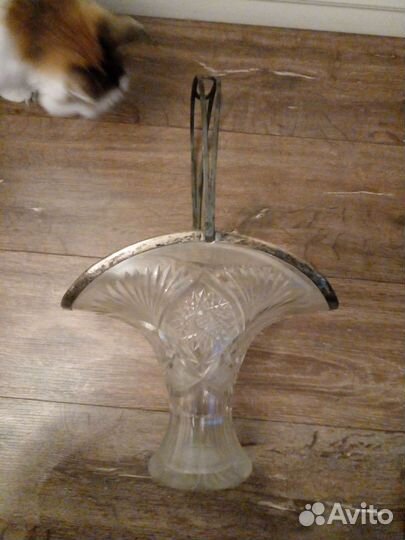 Ваза хрустальная