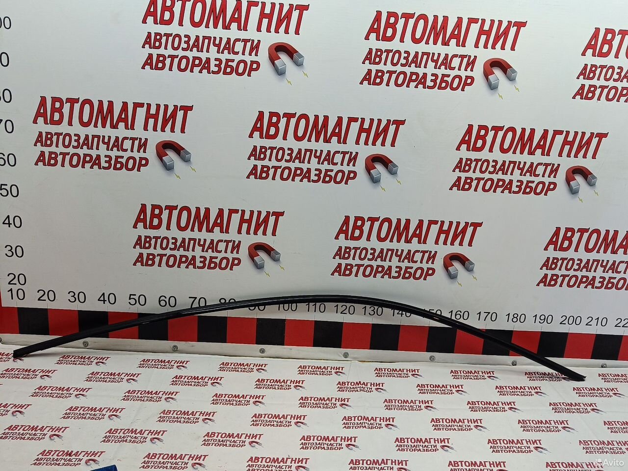 Молдинг кузова правый Zeekr 001