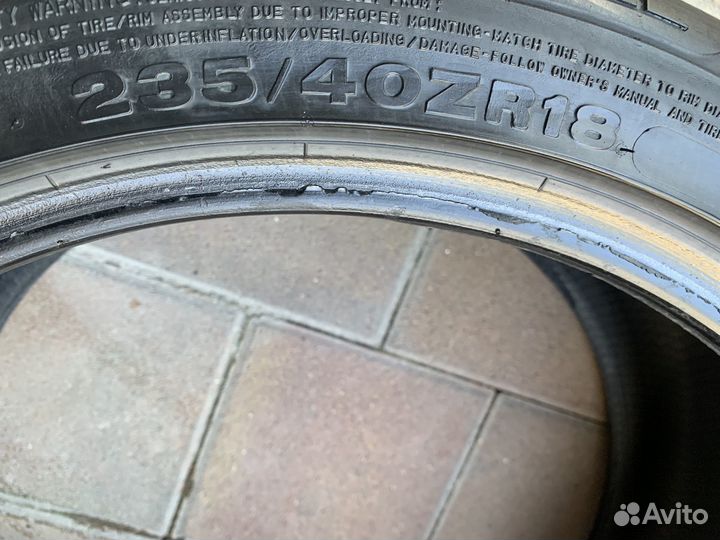 Dunlop SP Sport 9000 235/40 R18