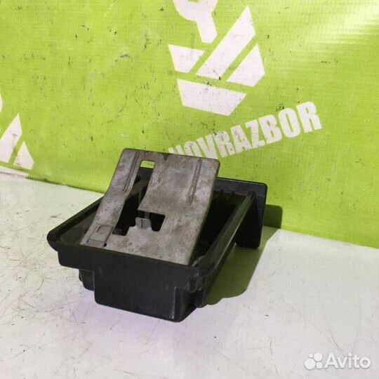 Пепельница передняя Киа Спортейдж