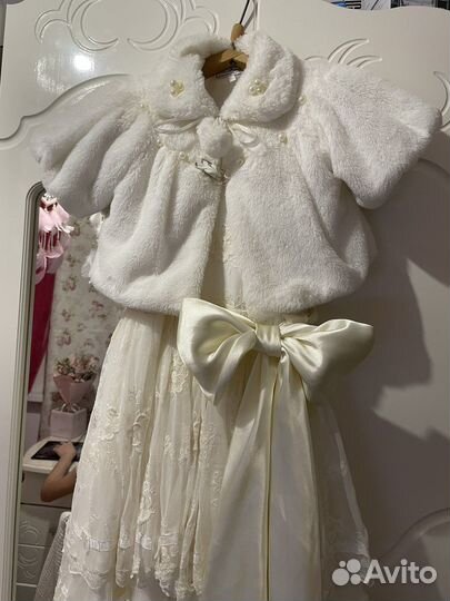 Платье праздничное