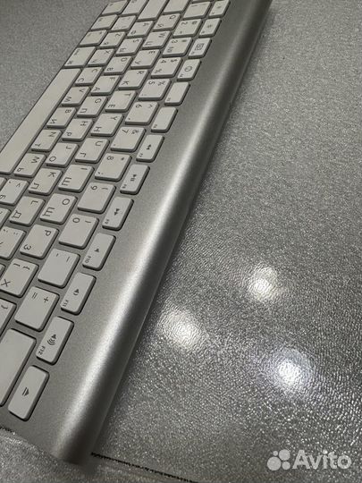 Беспроводная клавиатура и мышь apple